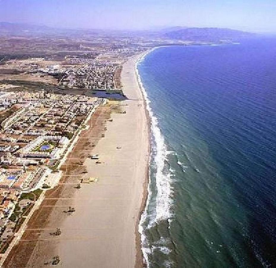 Homes of Spain, Ático Lomas del Mar V con vistas al mar y solárium grande, WIFI Playas de Vera Esterno foto